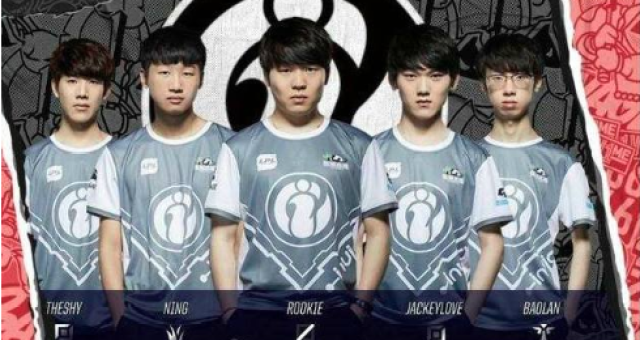 鼓掌喝彩 鼓掌喝彩