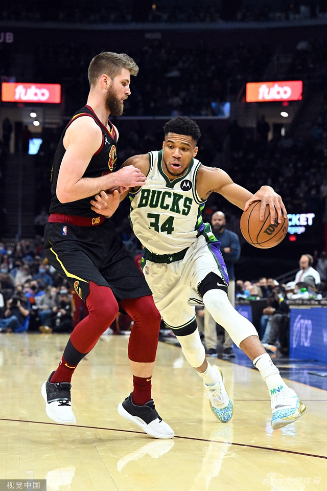 他带领球队 他带领球队