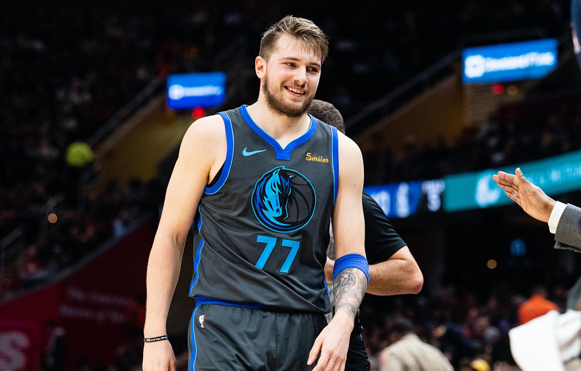 强劲的表现 强劲的表现