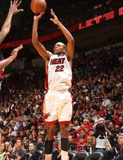 现出强劲势 现出强劲势