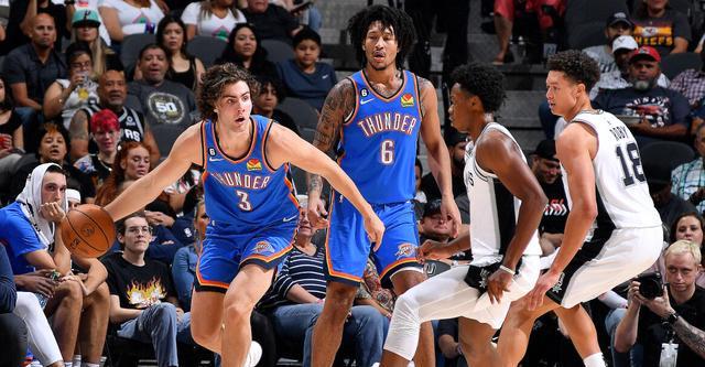 以数据闭环 以数据闭环